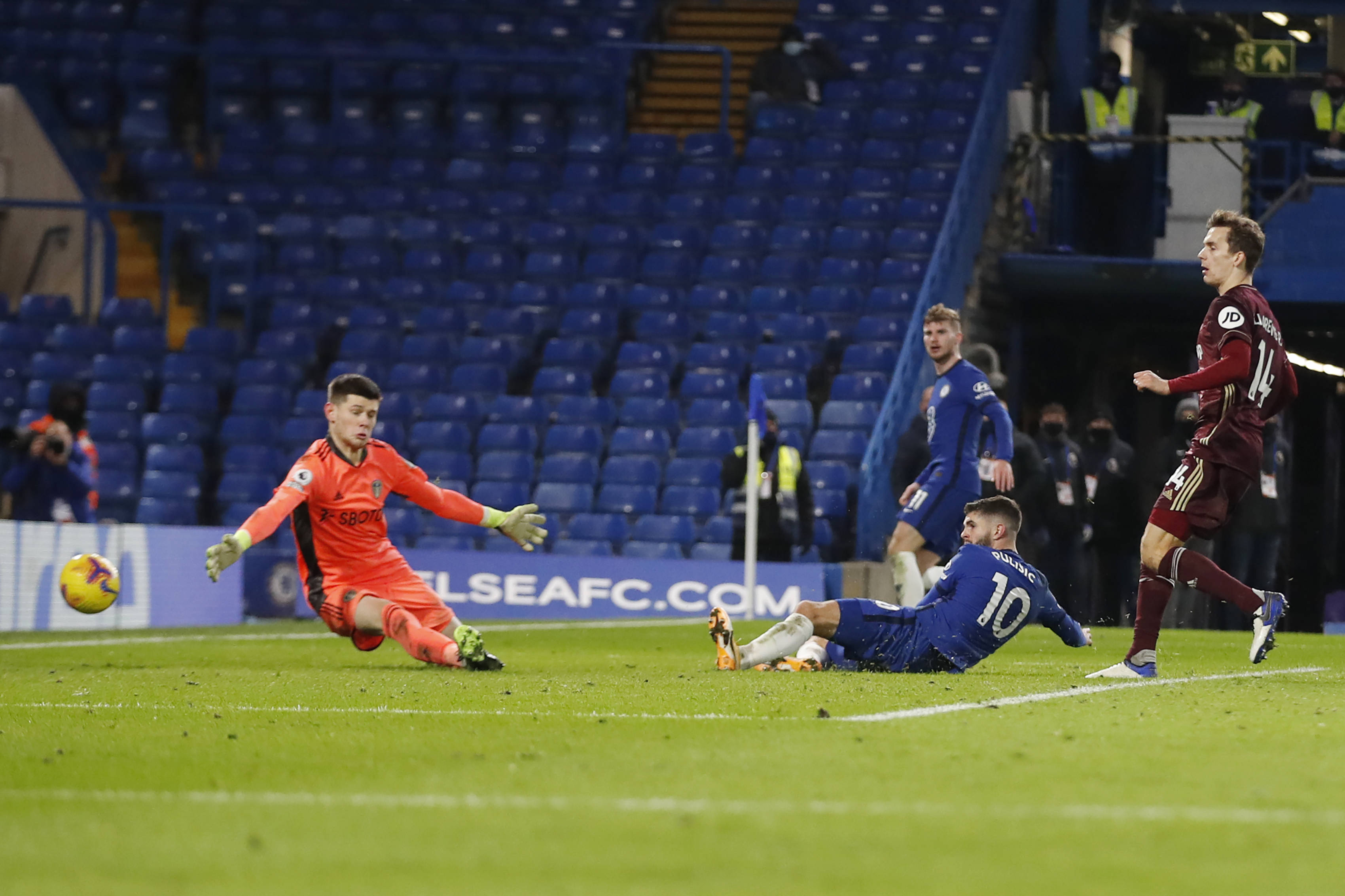 科比以惊人 科比以惊人