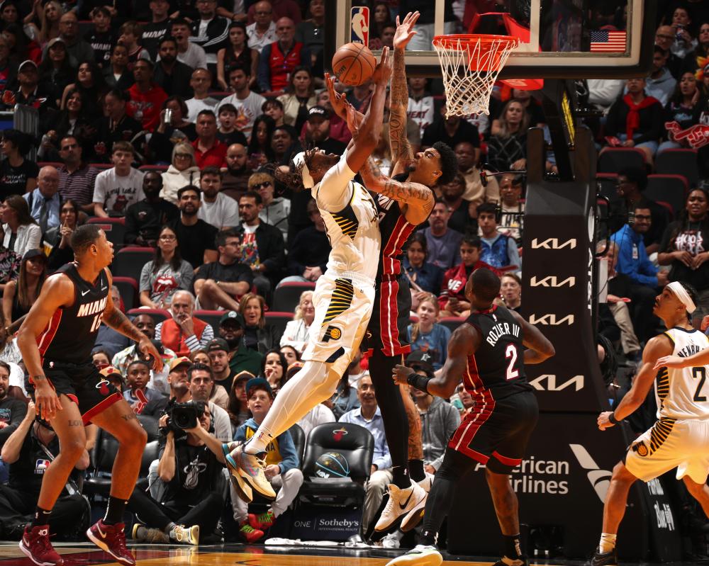 糟心3月！马竞欧冠点球战被皇马淘汰，近3场西甲.